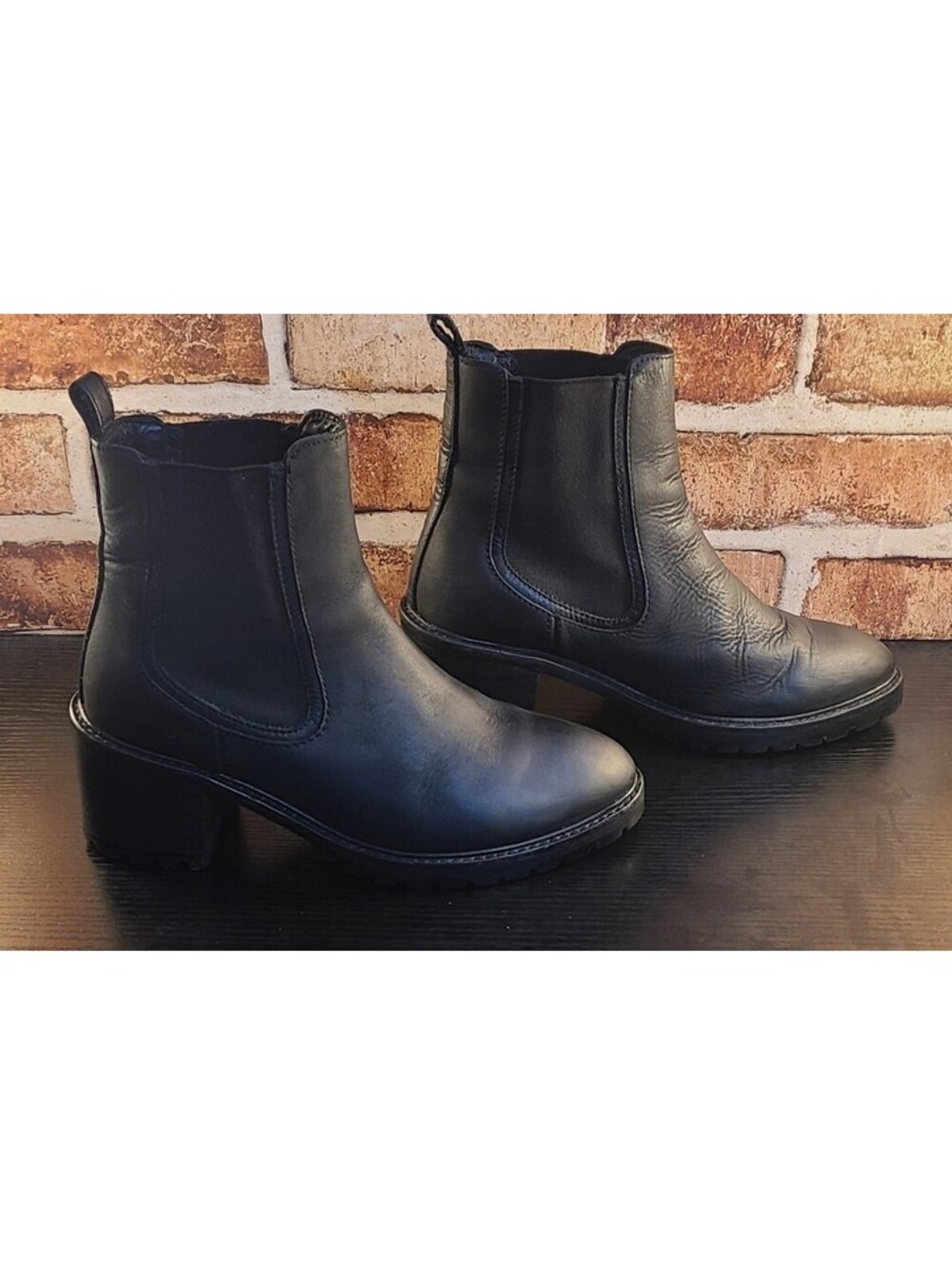 Thursday Boot Co Black Leather Chelsea Ankle Boots Women's 6.5 Lug Sole Heel